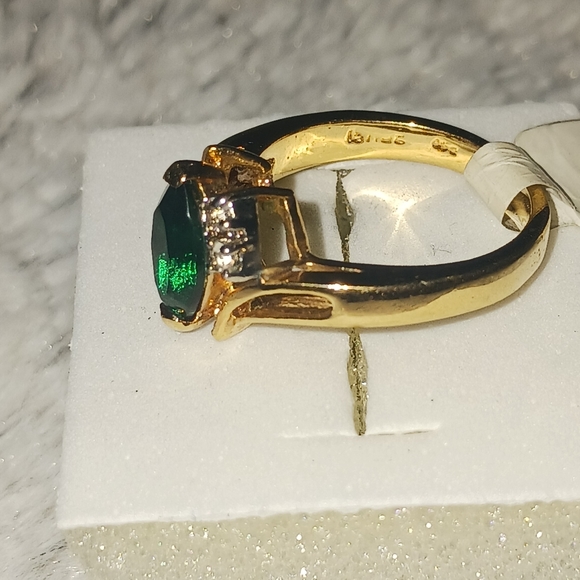 Pretty ring - Picture 3 of 5